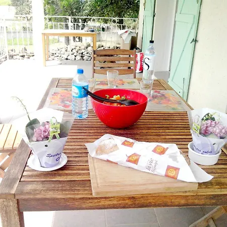 Maison De 2 Chambres Avec Jardin Clos Et Wifi A Solenzara A 7 Km De La Plage Sari-Solenzara