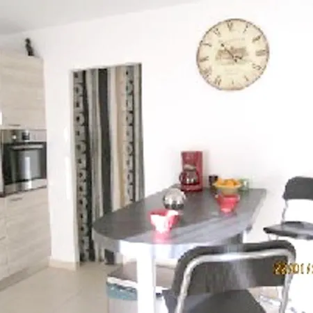 Maison De 2 Chambres Avec Jardin Clos Et Wifi A Solenzara A 7 Km De La Plage *